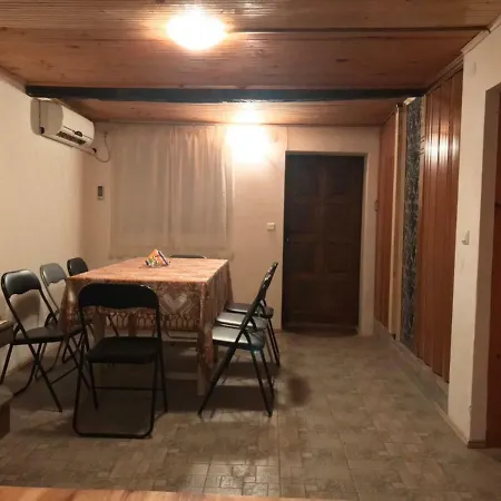 Къща За Гости بيت ضيافة ايلينا